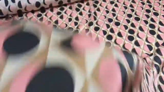 39-7426 Блузочный шелк с рисунком "круги в ромбах" , розово-коричневый цвет смотреть онлайн