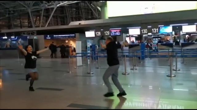 Олег Монгол с любимой Катей Арман