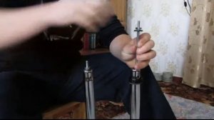 Разборка велосипедной вилки SR Suntour XCТ  (1часть)