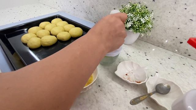 🥐Как приготовит вкусные домашние булочки🥐 смотреть онлайн