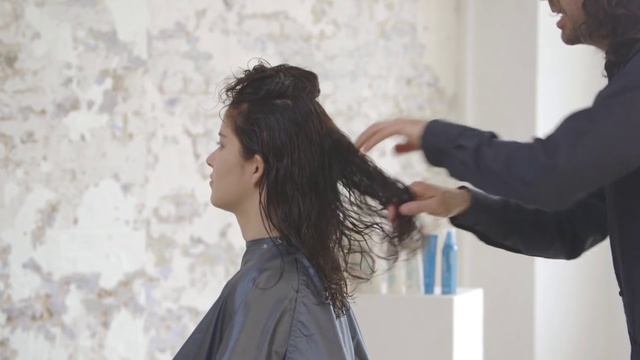 Как сделать кудри на короткие волосы смотреть онлайн