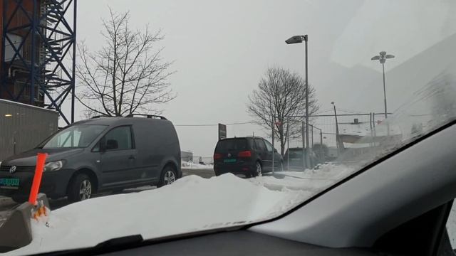 Tesla supercharger 40 stalls. Liertoppen Norway E18 Highway Norway. EV / electric car. смотреть онлайн