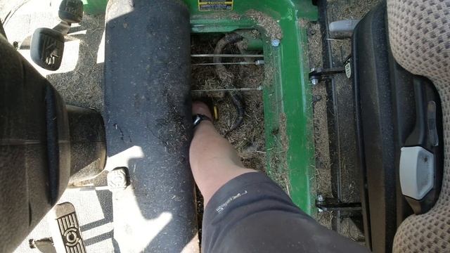 Long Term Review of the John Deere 1585 - Full Review - 1500 Series Terrain Cut смотреть онлайн