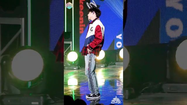 Cravity Jungmo 'Groovy' FanCam Mix | K-Pop Dance Compilation ?? смотреть онлайн