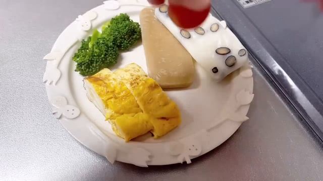 【vlog】自分へのご褒美???新しいお財布とSALEで購入したコートとセーター|2023?ミッフィーzakkaフェスタ