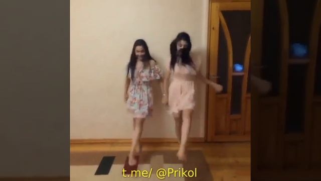 Uzbek aktrisalari raqsga tushmoqda. смотреть онлайн