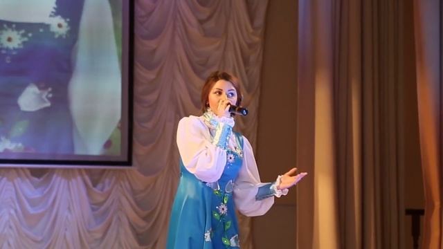 Гляжу в озера синие (кавер Лавко Ульяна) смотреть онлайн