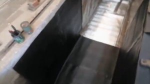 Смотровая яма с высоким уровнем грунтовых вод