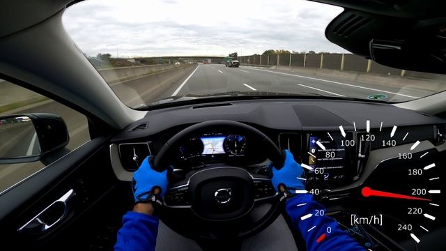 Volvo XC60 B4 :TOP SPEED смотреть онлайн