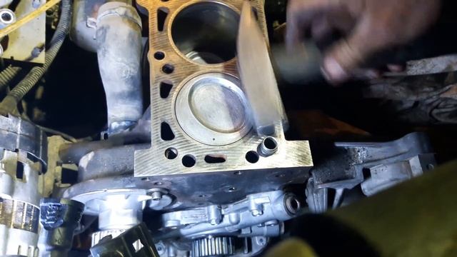Chevrolet Aveo, Снимаем головку Часть 4 смотреть онлайн