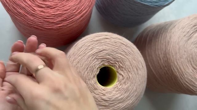 Новый привоз 🧶 Итальянская бобинная пряжа: меринос, ангора, носочка, пайетки. смотреть онлайн