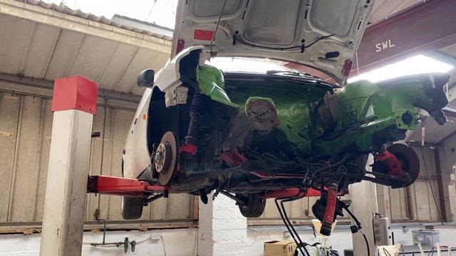 Ford Escort Van on top of E36 BMW! *RWD MACHINE* смотреть онлайн