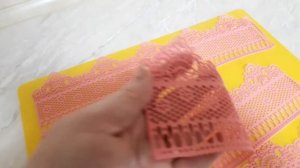Гибкое кружево для торта из готовой смеси.