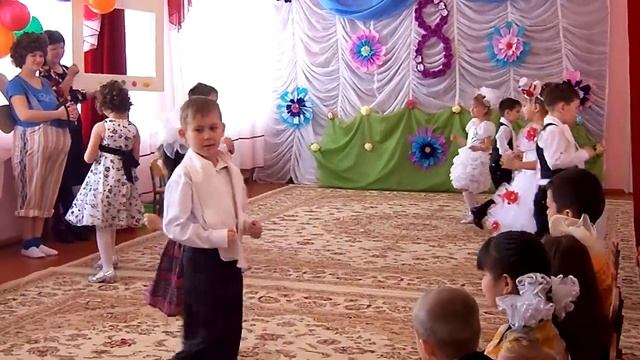 Парный танец на 8 марта смотреть онлайн