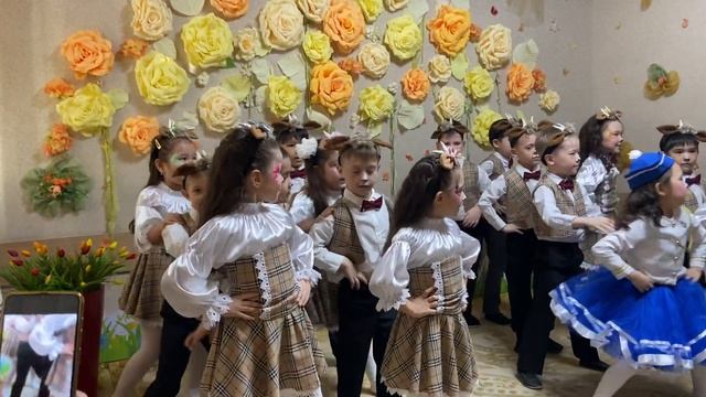 Утренник волк и козлята 1 смотреть онлайн