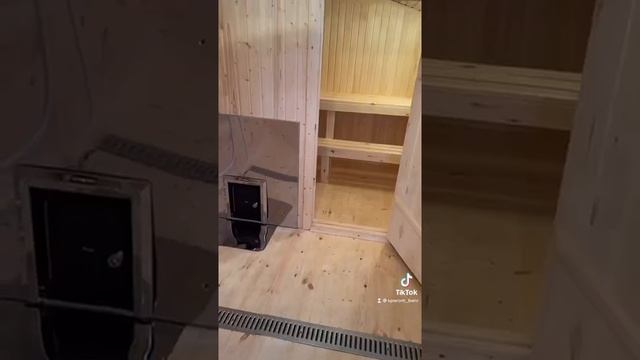 Баня-бытовка на три отделения! Ещё и крылечко! смотреть онлайн