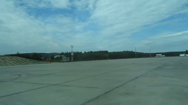 Экскурсия на перронном автобусе по аэропорту "Емельяново" смотреть онлайн