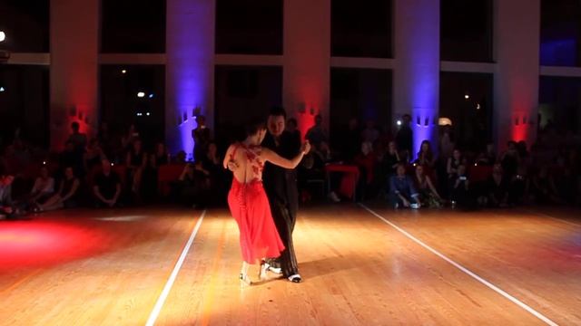 CHICHO FRUMBOLI E JOANA SEPÚLVEDA EN MILONGUEROS ALL ABOARD - 1/5