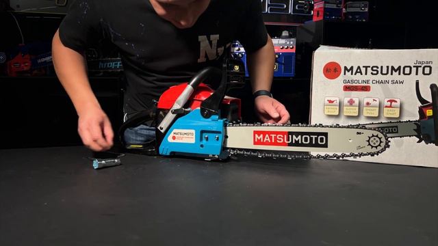 Бензопила MATSUMOTO MGS-45. Как ее собрать и завести. смотреть онлайн