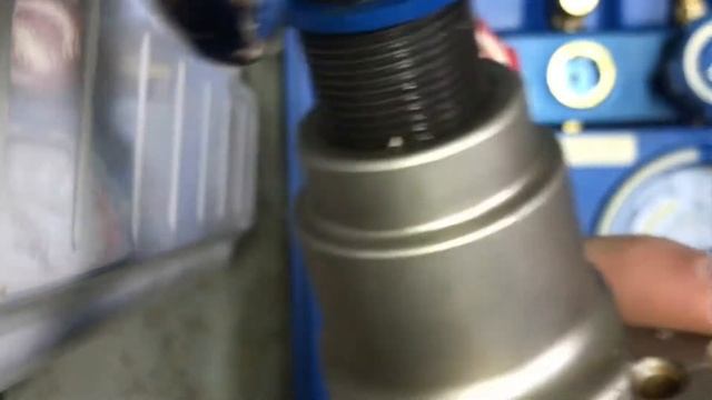 Вальцовка труб. Принцип действия смотреть онлайн