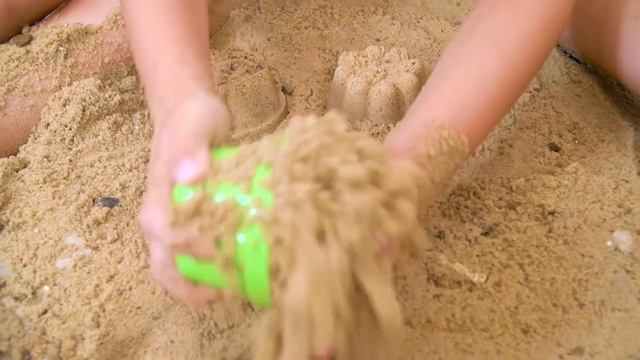 Как Аминка и Камиль ИСПАЧКАЛИ ВЕСЬ ДОМ? Что НА ЭТО СКАЖЕТ Папа? смотреть онлайн