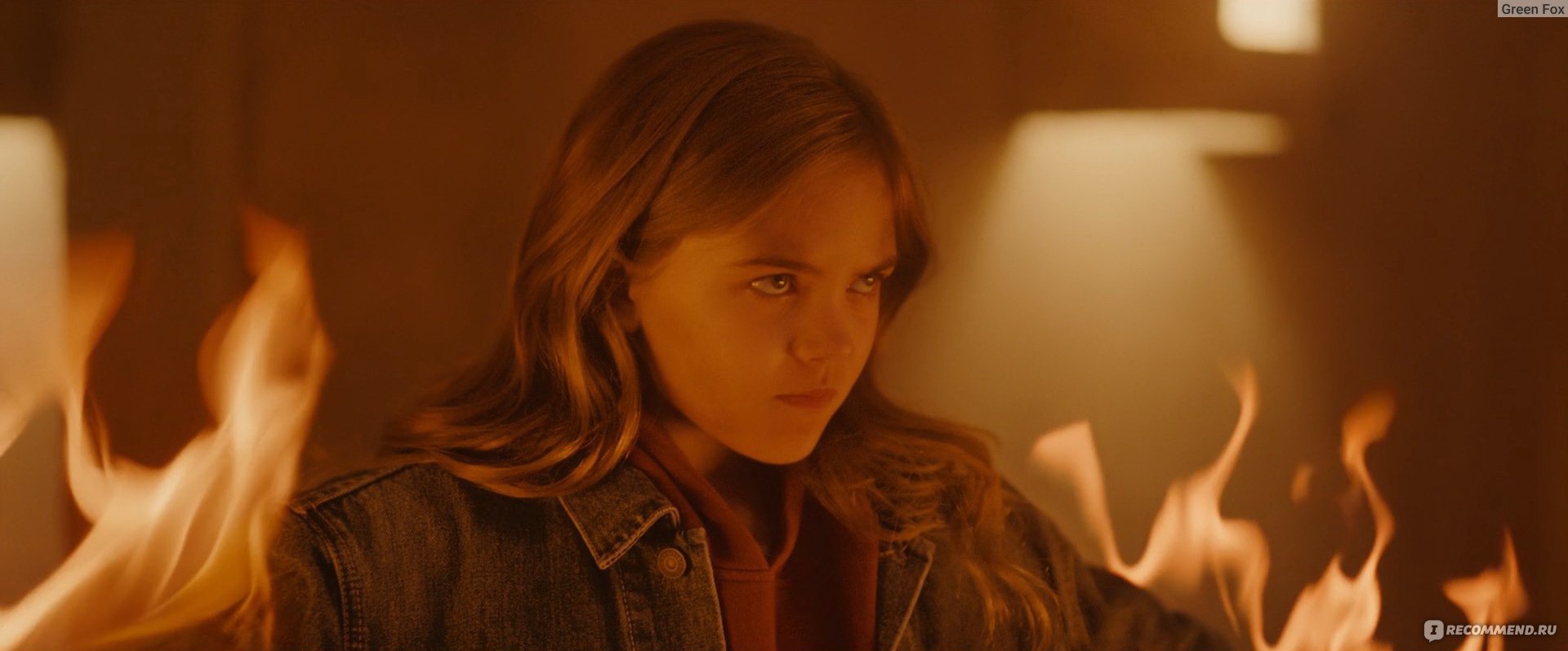 Воспламеняющая взглядом - Русский трейлер (HD) смотреть онлайн