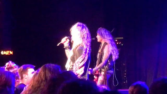 STEEL PANTHER-Talk Dirty To Me @ The Roxy смотреть онлайн