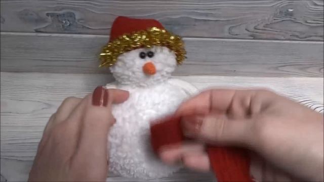 Снеговик спицами из фактурной пряжи // мастер-класс toyfabric смотреть онлайн