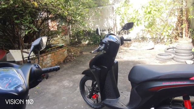 XE & XE | So Sánh Và Báo Giá Honda Vision 110cc 》Thể Thao 2023 Và Cá Tính 2022 | Đen đỏ Nhám