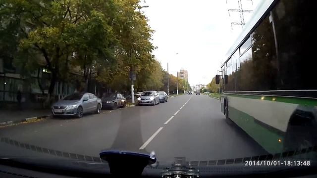 Вошла с хрустом смотреть онлайн