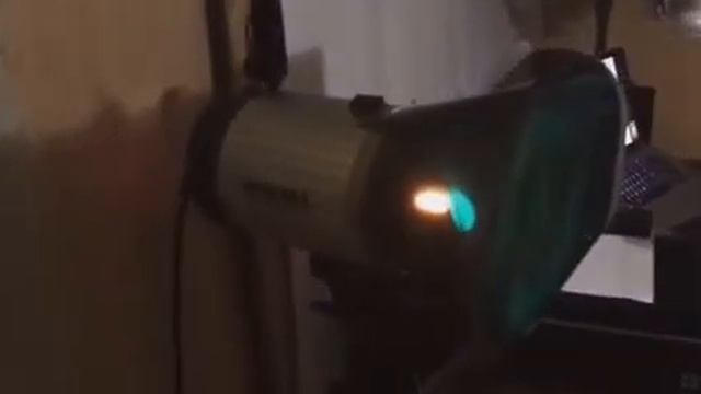 Процесс фотосъемки ювелирных изделий из стекла. смотреть онлайн