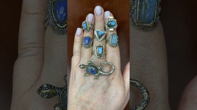 СИНИЙ ЛАБРАДОР! Восточный колорит. Ручная работа. Кольца и брошь из серебра Цены👇 смотреть онлайн