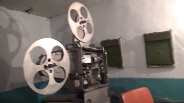 Профессия киномеханик.Обзор киноаппаратной. 4 часть. смотреть онлайн