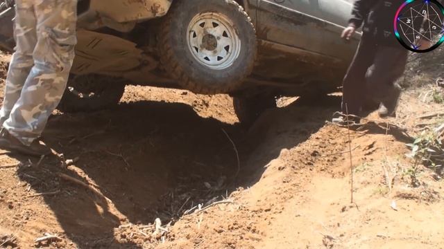 testing the limits of my Subaru L series, nearly roll it! смотреть онлайн