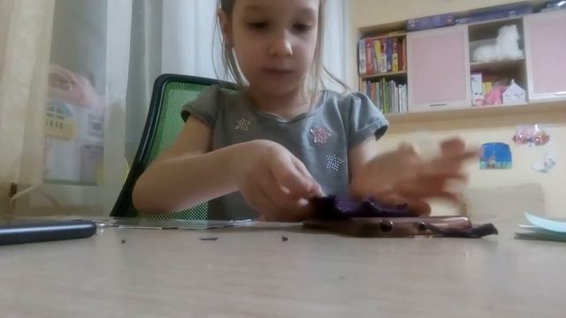 Как сделать чехол для телефона покажет Лиза смотреть онлайн