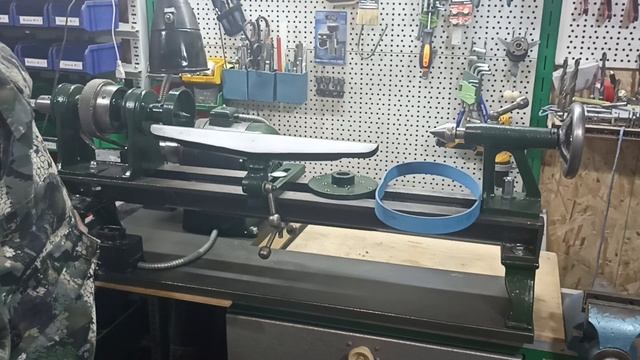 Токарный станок по дереву СТД-120  (ТСД-120)  Продаю