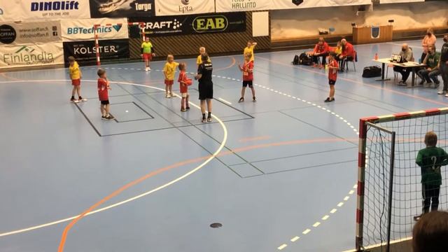 Jere - Käsistä, Kauniainen, 2. Peli смотреть онлайн