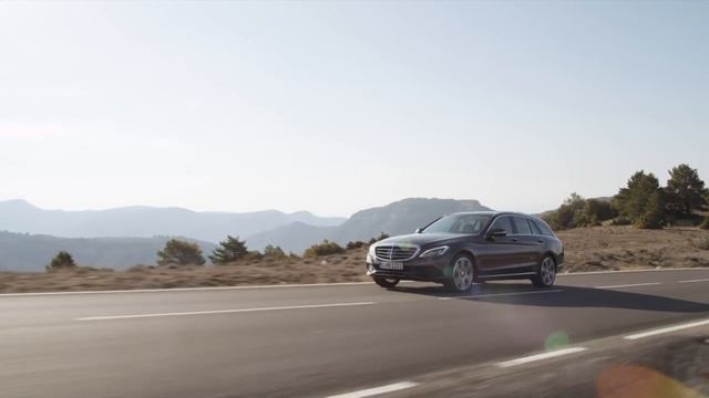 2015 Mercedes-Benz C300 BlueTEC Hybrid driving footage смотреть онлайн