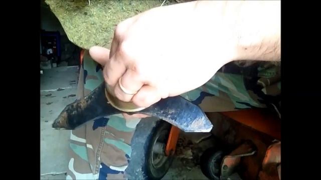 DIY How To Turn Your Weed Trimmer Head Into A Brush Cutter Blade To Clear Land And Property смотреть онлайн