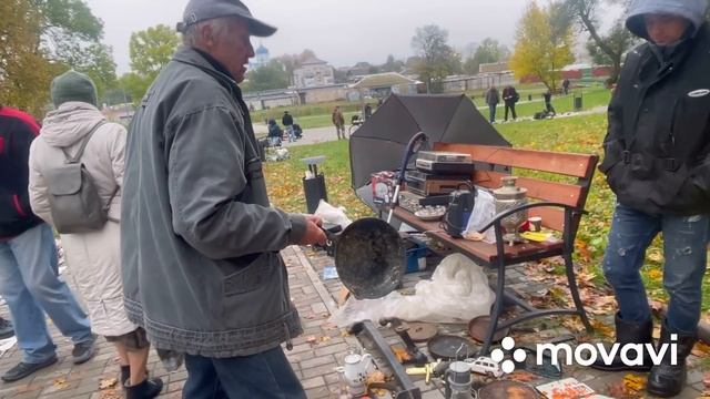 Могилёв барахолка день второй. Деньги из мусора. Витёк мусорщик смотреть онлайн