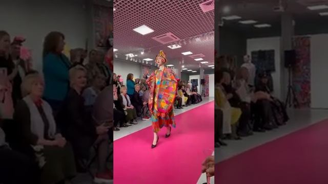 В Благовещенске открыли выставку «Русская Шанель» смотреть онлайн