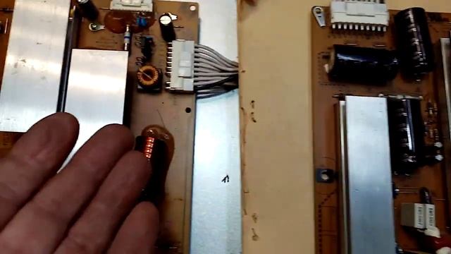 Плазма LG 50PJ250R-ZA не включается смотреть онлайн