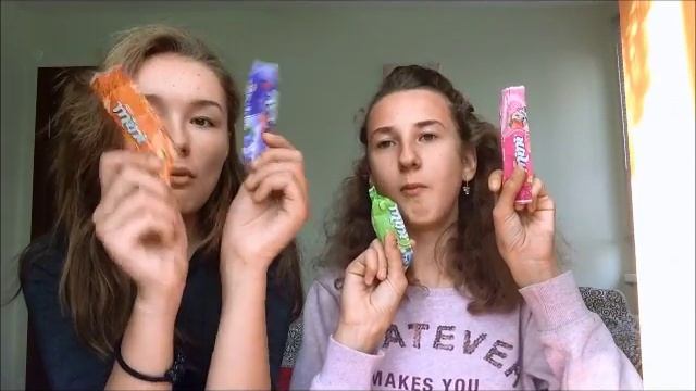 ОБЗОР НА ВКУСНЯШКИ И СЛАДОСТИ | ВЕСЁЛЫЙ КВАZ смотреть онлайн