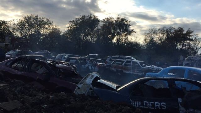 Junk yard bash V8 heat смотреть онлайн
