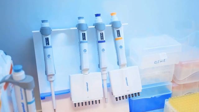 Экскурсия по лаборатории Genetico