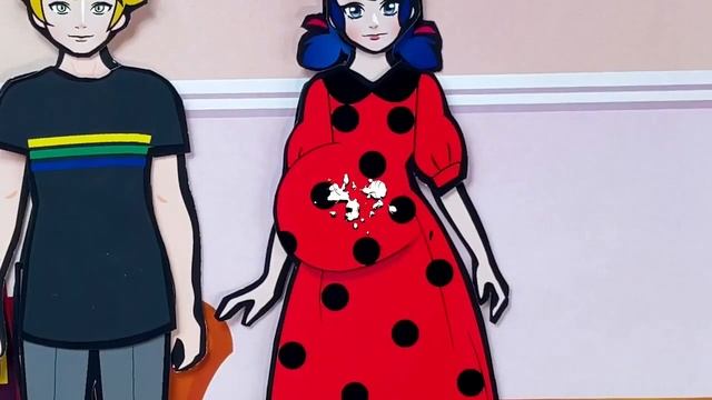 Paper dolls dress up - Ladybug lost her hero suit - Blue vs Red - Miraculos Barbie story смотреть онлайн
