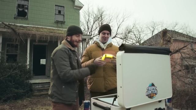 The Last of Us en VRAI (ft. @CYRILmp4 & @Ne0xi) - Trophy Hunters смотреть онлайн