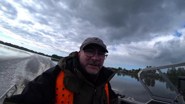 ?Первая рыбалка по открытой воде в этом сезоне. ✌Рыбинка FOREVER! смотреть онлайн