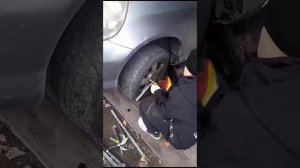 Замена левого рычага на Honda Fit (GD3)