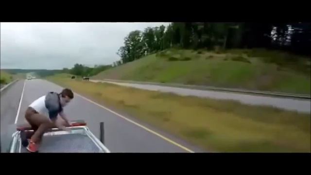 Rami Malek: Need for Speed смотреть онлайн